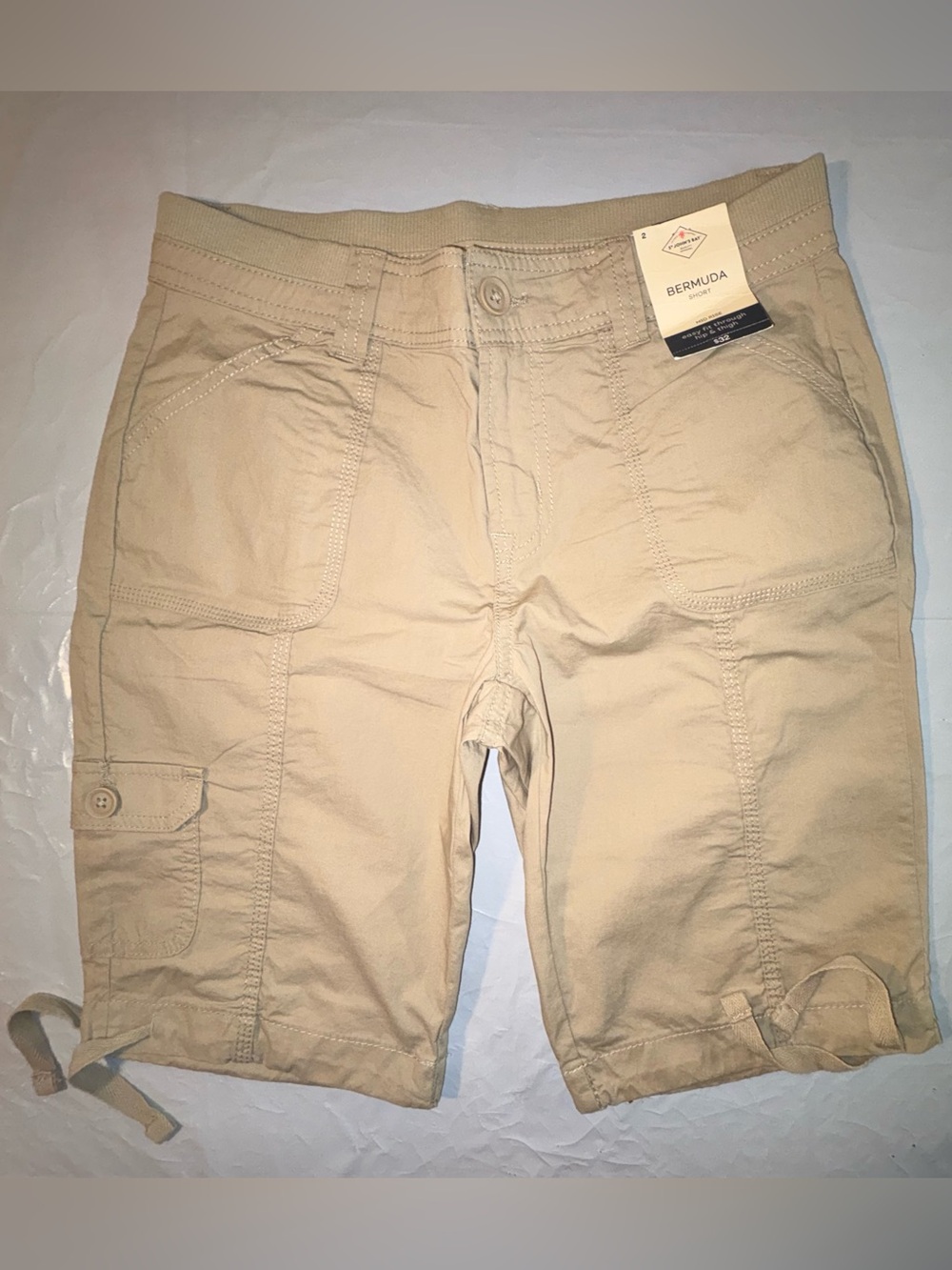 NWT Tan Cargo Bermuda Shorts, 5-Pocket, Zip/Button Closure, Mid Rise, Easy Fit